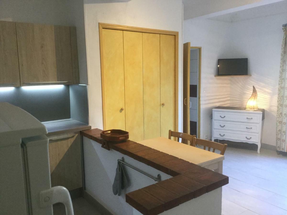 Villa Macoran 2 Etoiles Сен-Агулф Екстериор снимка